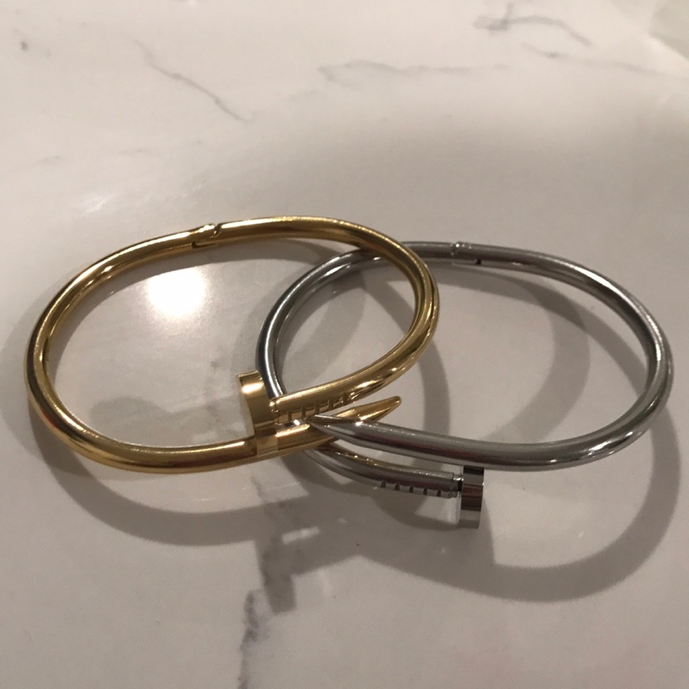 Fashion bracelets